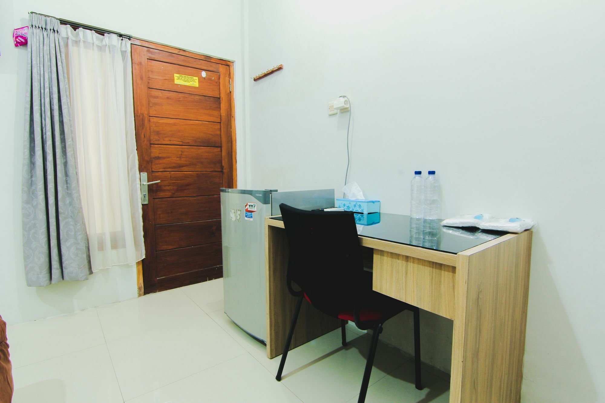 D'Paragon Upn Maguwo Esterno foto